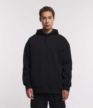 Blusão Básico Em Moletom Com Capuz E Bolso Canguru Preto