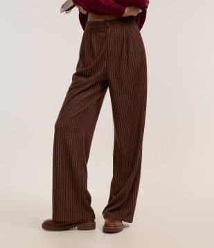 Calça Wide Leg em Moletom com Listras de Riscas de Giz Marrom