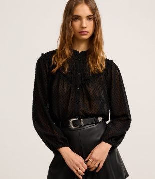 Camisa em Chiffon com Lastex e Aplicações Bordadas Preto