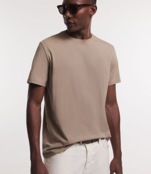 Camiseta Comfort Básica Em Algodão Peruano Marrom Claro