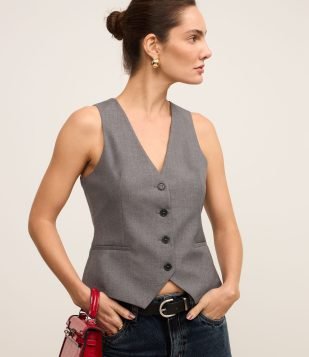 Colete Básico Alfaiatado com Abotoamento Cinza