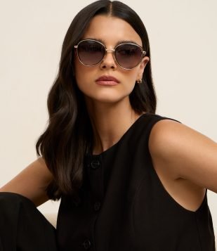 Óculos de Sol Redondo Metalizado com Detalhe Fumê Degradê Cinza