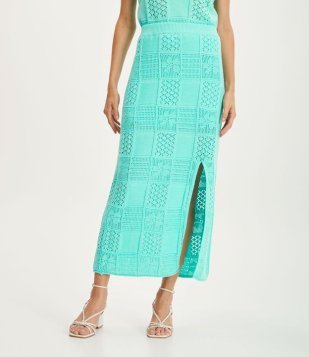 Saia Midi Em Crochê Com Texturas Quadrados Azul