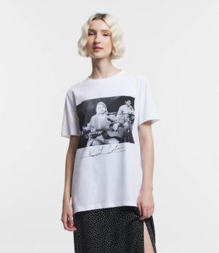 Camiseta Alongada Em Meia Malha Com Estampa Kurt Cobain Branco