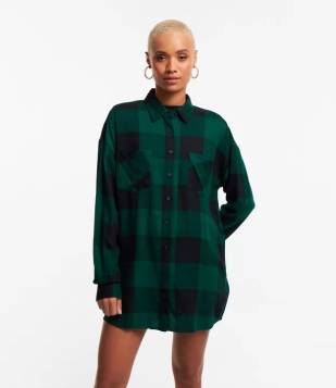 Camisa Alongada Em Flanela Xadrez E Bolsos Verde