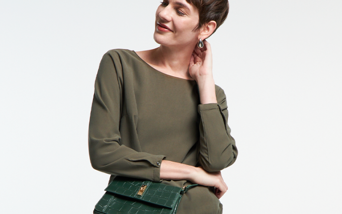 Look verde-oliva: saiba criar produções com o tom do momento