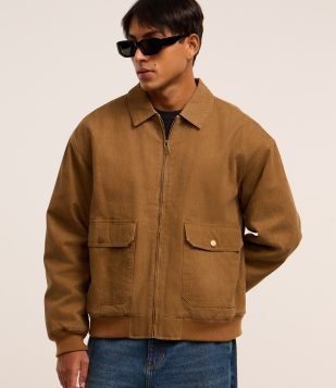 Jaqueta Bomber em Sarja com Bolsos Cargo Marrom