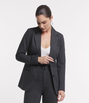 Blazer Alongado em Ponto Roma com Bolsos Embutidos Cinza