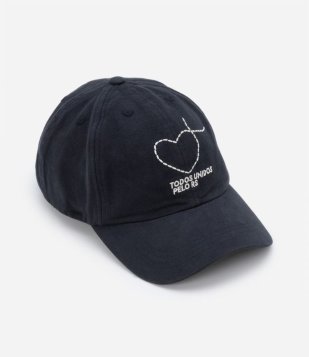 Boné em Sarja com Estampa de Coração Todos Unidos pelo RS Preto