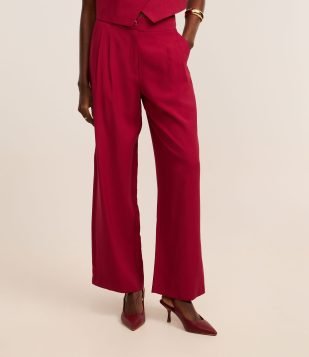 Calça Wide Leg Alfaiatada em Vicose com Pregas Vermelho