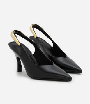 Sapato Scarpin Slingback em PU com Detalhe em Metal Flexível Preto