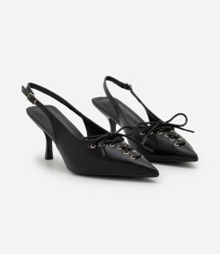 Sapato Slingback com Amarração Frontal e Salto Fino Preto