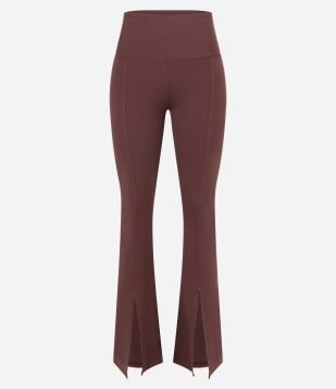 Calça Flare Esportiva em Microfibra com Fenda na Barra Marrom