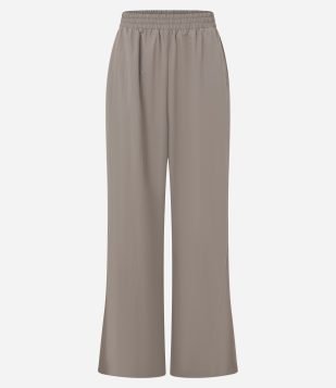 Calça Reta Esportiva em Microfibra com Recorte Lateral em Tule Marrom