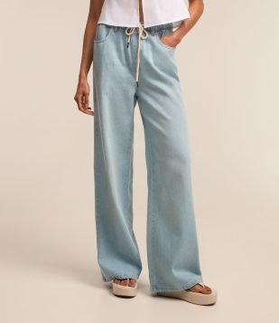 Calça Wide Leg em Jeans com Amarração no Cós Azul