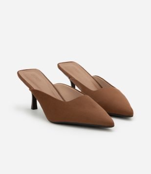 Sapato Scarpin Mule com Efeito Camurça Marrom