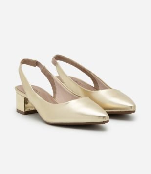 Sapato Slingback em Verniz com Salto Bloco Beira Rio Dourado