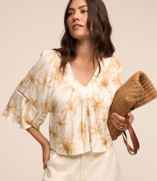 Blusa em Viscose com Detalhe Entremeios na Manga Branco Neve