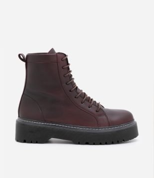 Bota Coturno em PU com Amarração Bordô