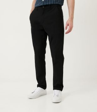 Calça Slim Alfaiataria em Viscose com Bolsos Preto