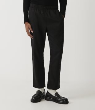 Calça Slim Cropped em Algodão com Zíper no Bolso Preto