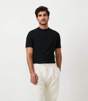 Polo Slim em Algodão Texturizado com Gola Padre Preto