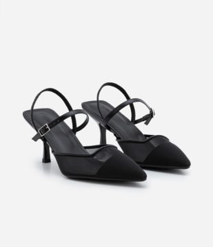 Sapato Scarpin Slingback com Recorte de Tela Preto