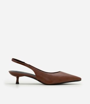 Sapato Slingback em PU com Salto Kitten Heel Marrom