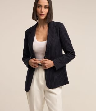 Blazer em Ponto Roma com Estampa Risca de Giz Azul Marinho