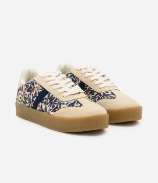 Tênis Chuteira em PU Estampa Floral Off White