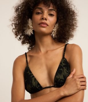 Biquíni Top Cortininha em Microfibra com Estampa de Folhagem Verde