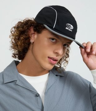 Boné 5 Panel em Microfibra com Listras Contrastantes Preto