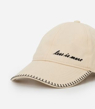 Boné Aba Curva com Bordado Frontal Less is More Bege