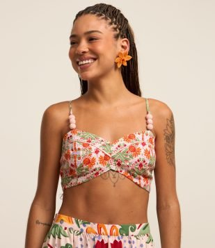 Blusa Cropped em Linho com Alcinhas Finas Estampa Tropical Multicores