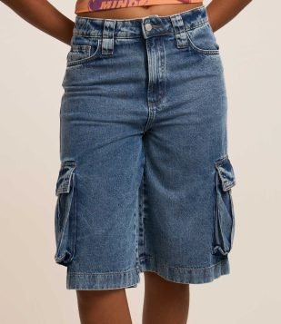 Bermuda Jorts em Jeans com Bolso Cargo Azul