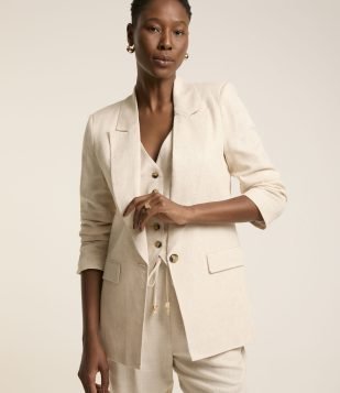 Blazer em Viscolinho com Lapelas e Botão Único Off White