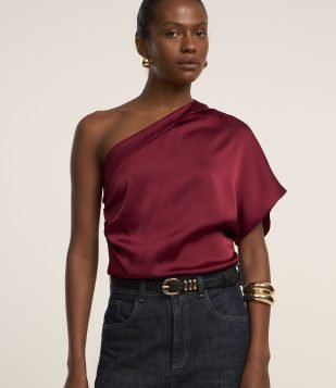 Blusa Acetinada com Ombro Único e Drapeado Lateral Vermelho