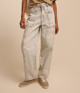 Calça Baggy em Jeans com Efeito Dirty e Listras Azul
