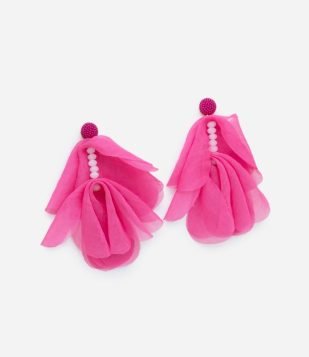 Maxi Brinco Liso com Base de Miçangas Pétalas de Tecido Rosa