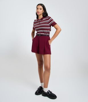 Short em Alfaiataria Lisa com Cinto Fino Vinho