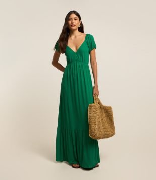 Vestido Midi Texturizado com Decote Coração Verde