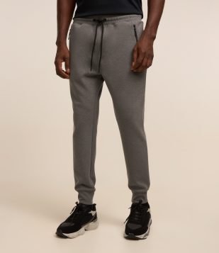Calça Jogger Esportiva em Moletom Tecnológico Cinza Médio