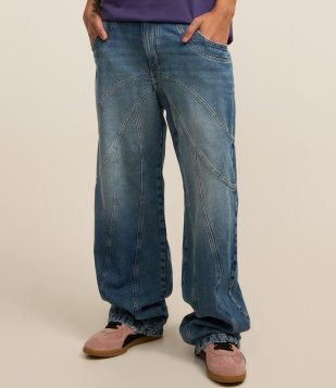 Calça Super Baggy em Jeans com Recortes Frontais Azul