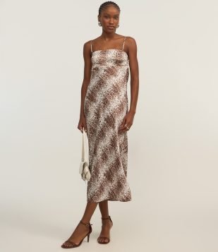 Vestido New Midi em Cetim com Estampa Animal Print Cobra Marrom