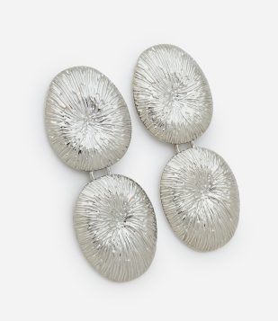 Brinco Médio em Metal com Placa Oval Dupla Prata