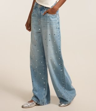 Calça Wide em Jeans com Espelhinhos Aplicados Azul