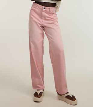 Calça Slouchy em Jeans com Cintura Alta e Tingimento Cationizado Rosa