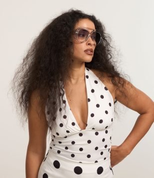 Blusa Frente Única em Jersey com Estampa Poá Branco