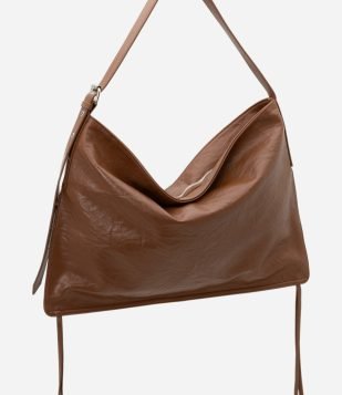 Bolsa Hobo Grande em PU com Tiras Laterais Marrom