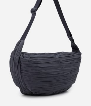 Bolsa Hobo Média com Alça Transversal Regulável Cinza